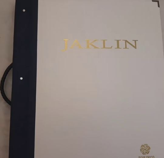 آلبوم کاغذدیواری ژاکلین، کاغذدیواری JAKLIN